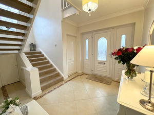 Photo 16- click for photo gallery